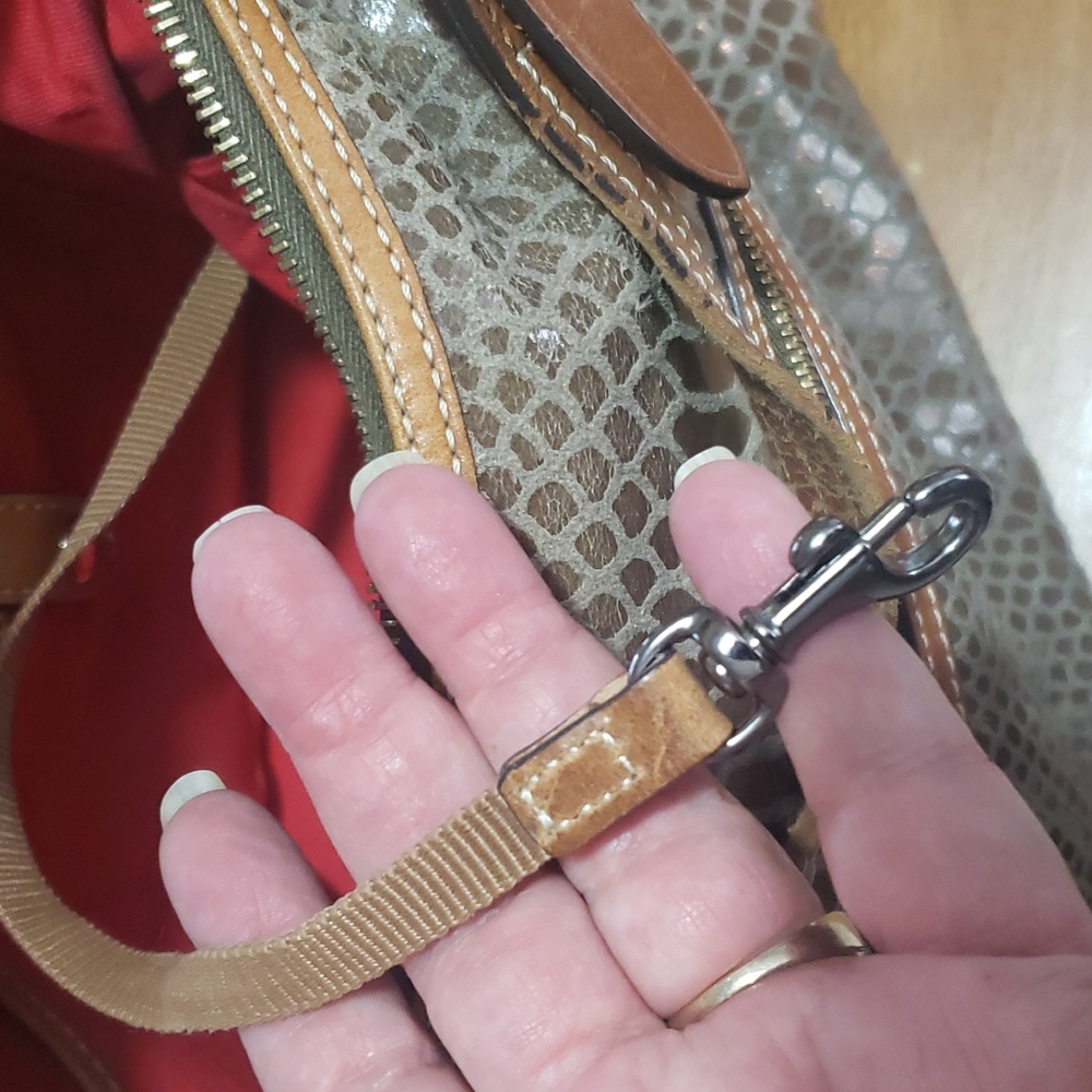 Dooney & Bourke Olive Green Snake Embossed Erica Large Shoulder Bag Purse - Picture 10 of 14